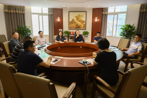 加强学习促进步  推选先锋强示范——学院在职党支部召开专题组织生活会